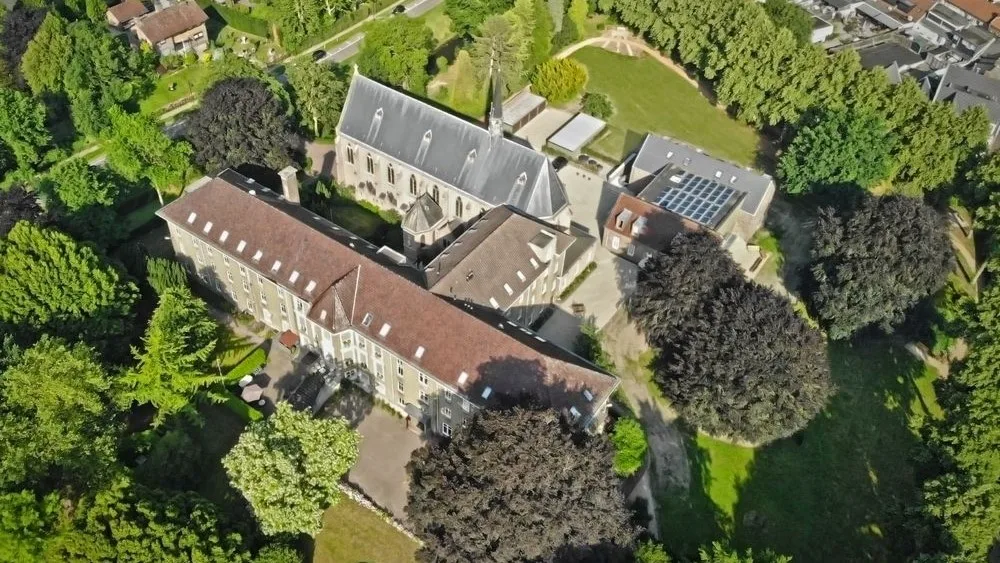 Core Course: Thesis Lab 'The Source Course' (3 ECTS)